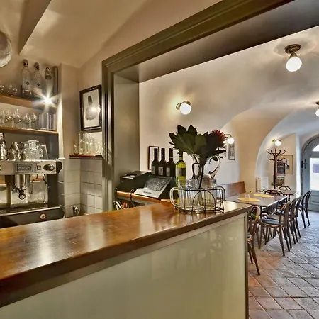 Gasthof Na Letnim Byte Kouřim